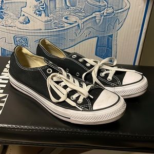 Barely used - Converse Womens Sneakers